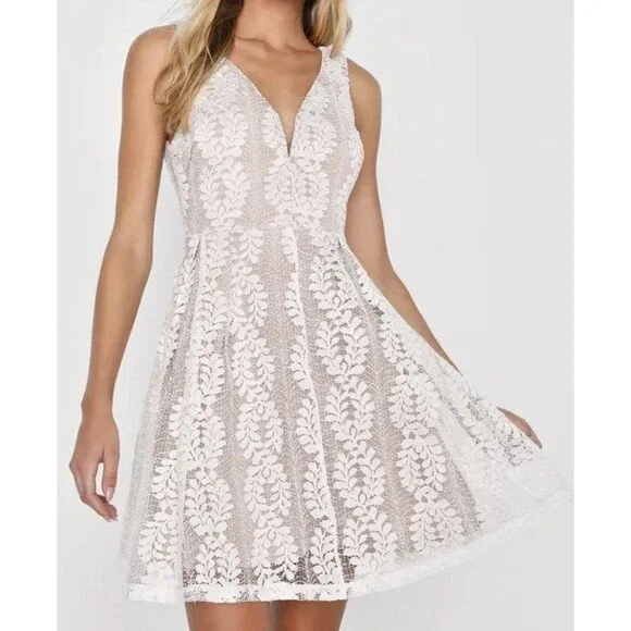 Lulus All Of My Heart Womens Lace Skater Dress White Nude Plunge Medium NWT - Picture 1 of 11